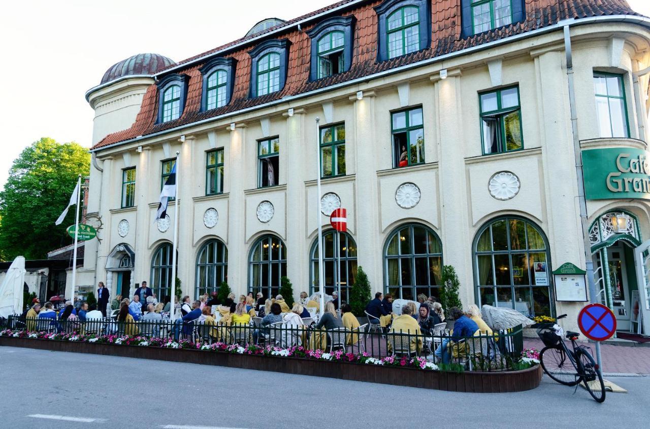 Hotel Victoria بارنو المظهر الخارجي الصورة